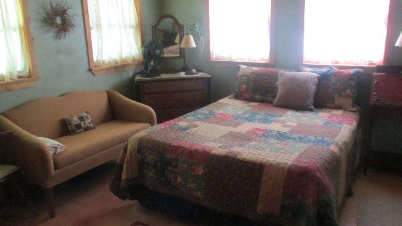 Buffalo Creek Bed And Breakfast Роббинсвилл Экстерьер фото